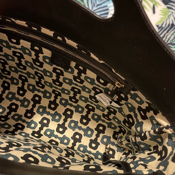 AUTHENTIC GUCCI BAG - Picture 8 of 8